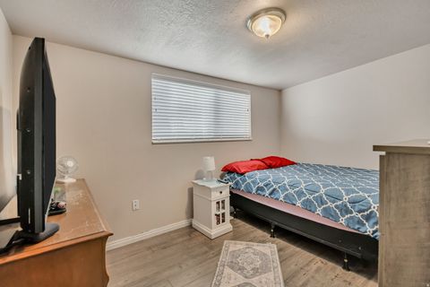 Tiny photo for 3799 S MANHATTEN DR W, West Valley City, UT 84120 (MLS # 2135033)