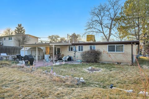 Tiny photo for 3799 S MANHATTEN DR W, West Valley City, UT 84120 (MLS # 2135033)