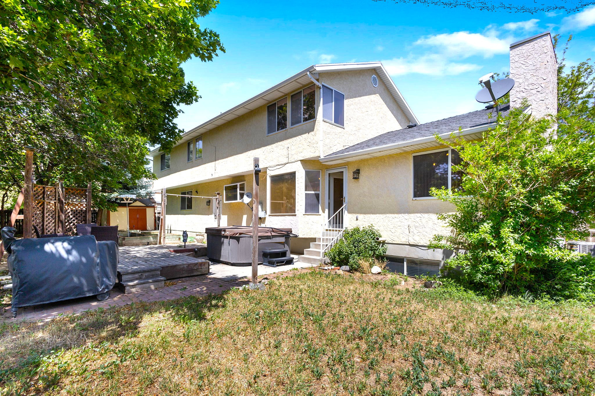 BIG WILLOW - Residential