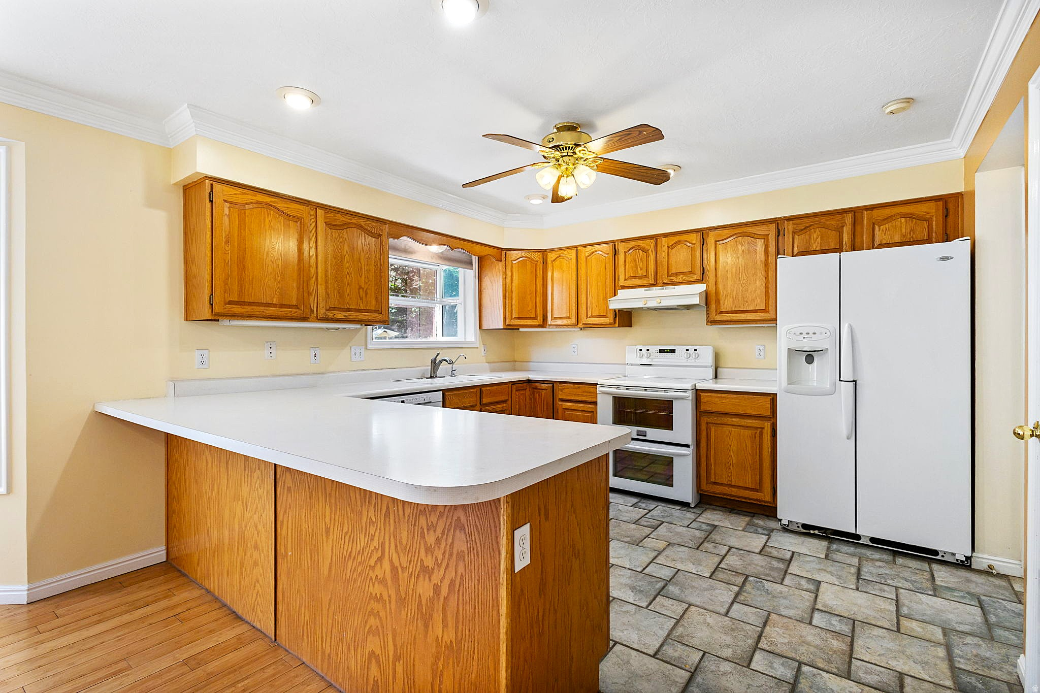 BIG WILLOW - Residential