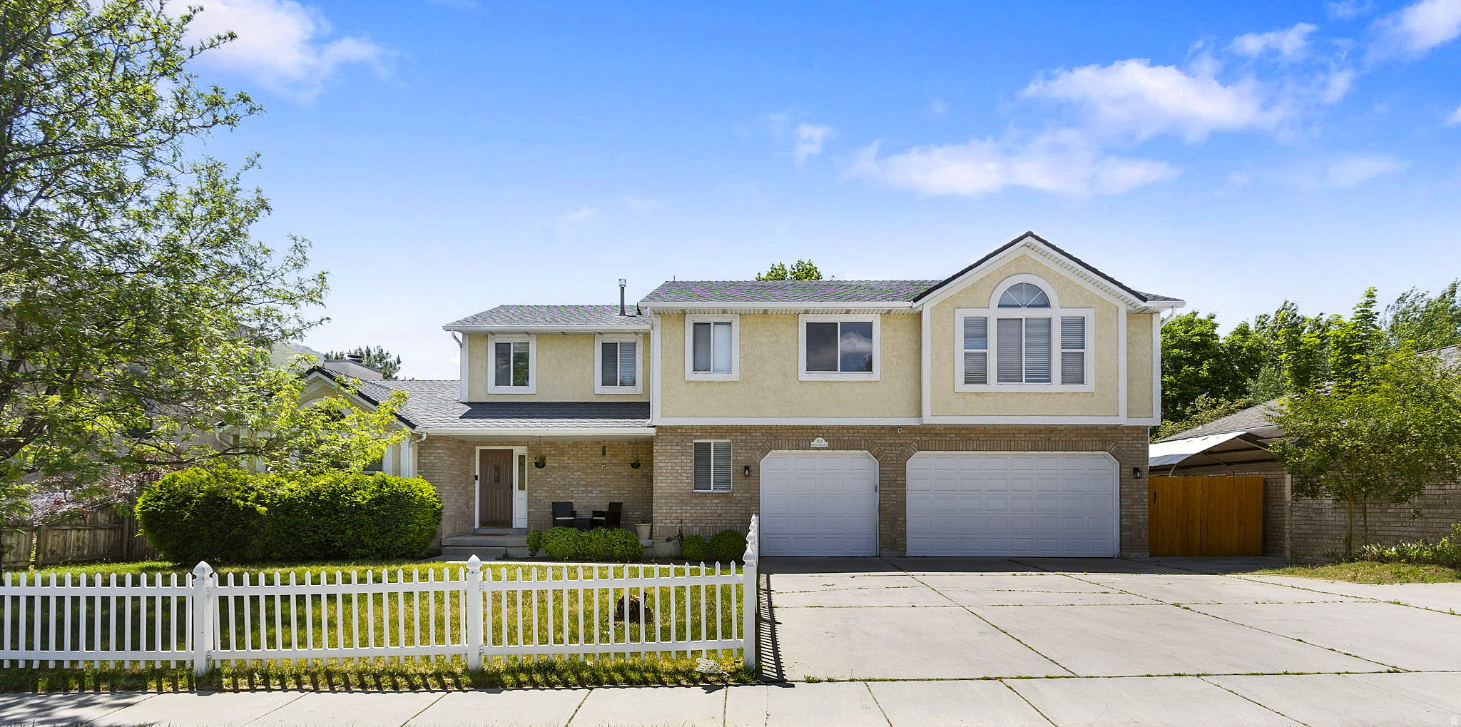 BIG WILLOW - Residential