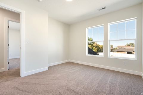 Tiny photo for 433 E 450 N, Payson, UT 84651 (MLS # 2122641)
