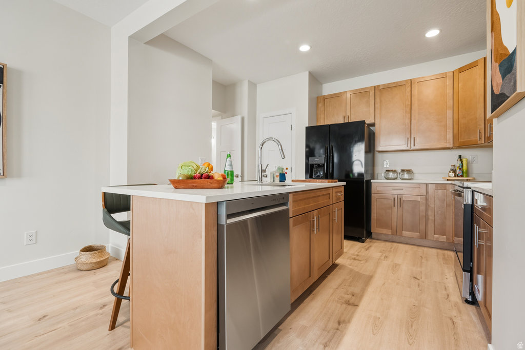 PETEENEET COVE - Residential Income