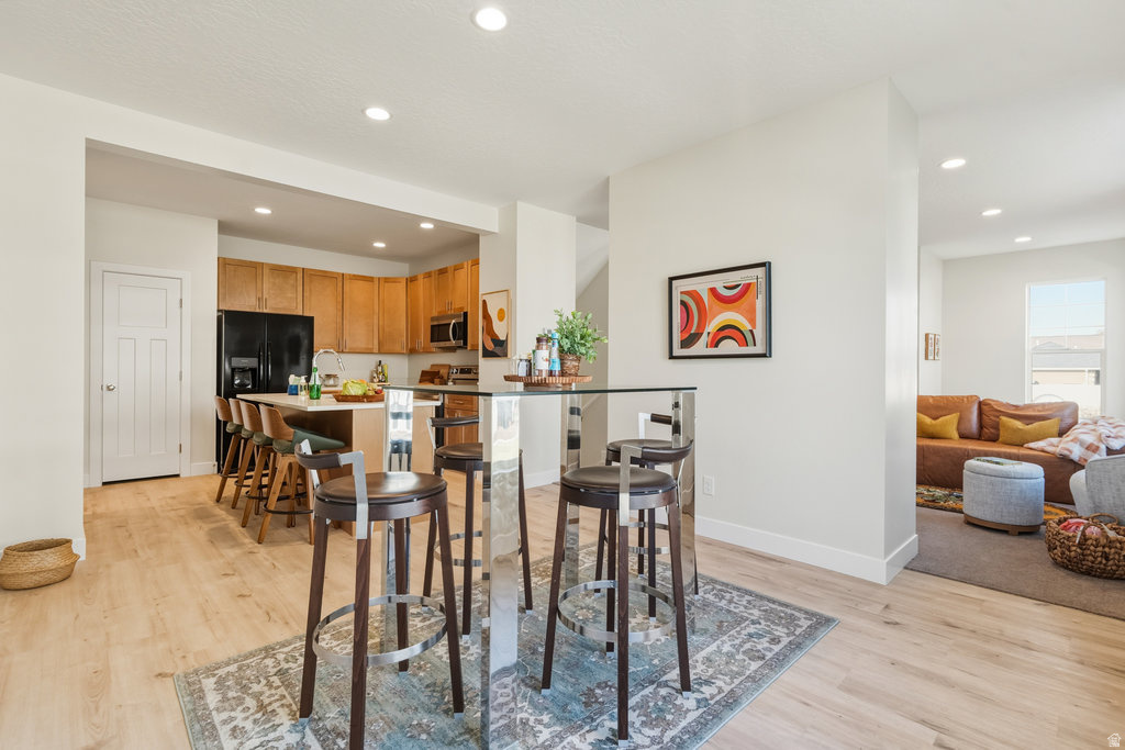 PETEENEET COVE - Residential Income