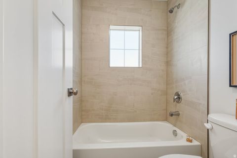 Tiny photo for 433 E 450 N, Payson, UT 84651 (MLS # 2122641)