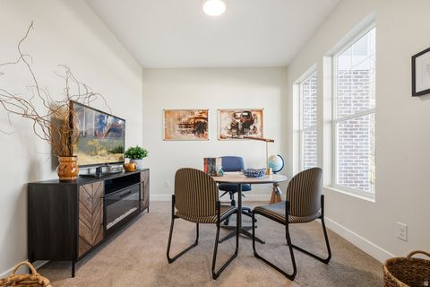 Tiny photo for 433 E 450 N, Payson, UT 84651 (MLS # 2122641)