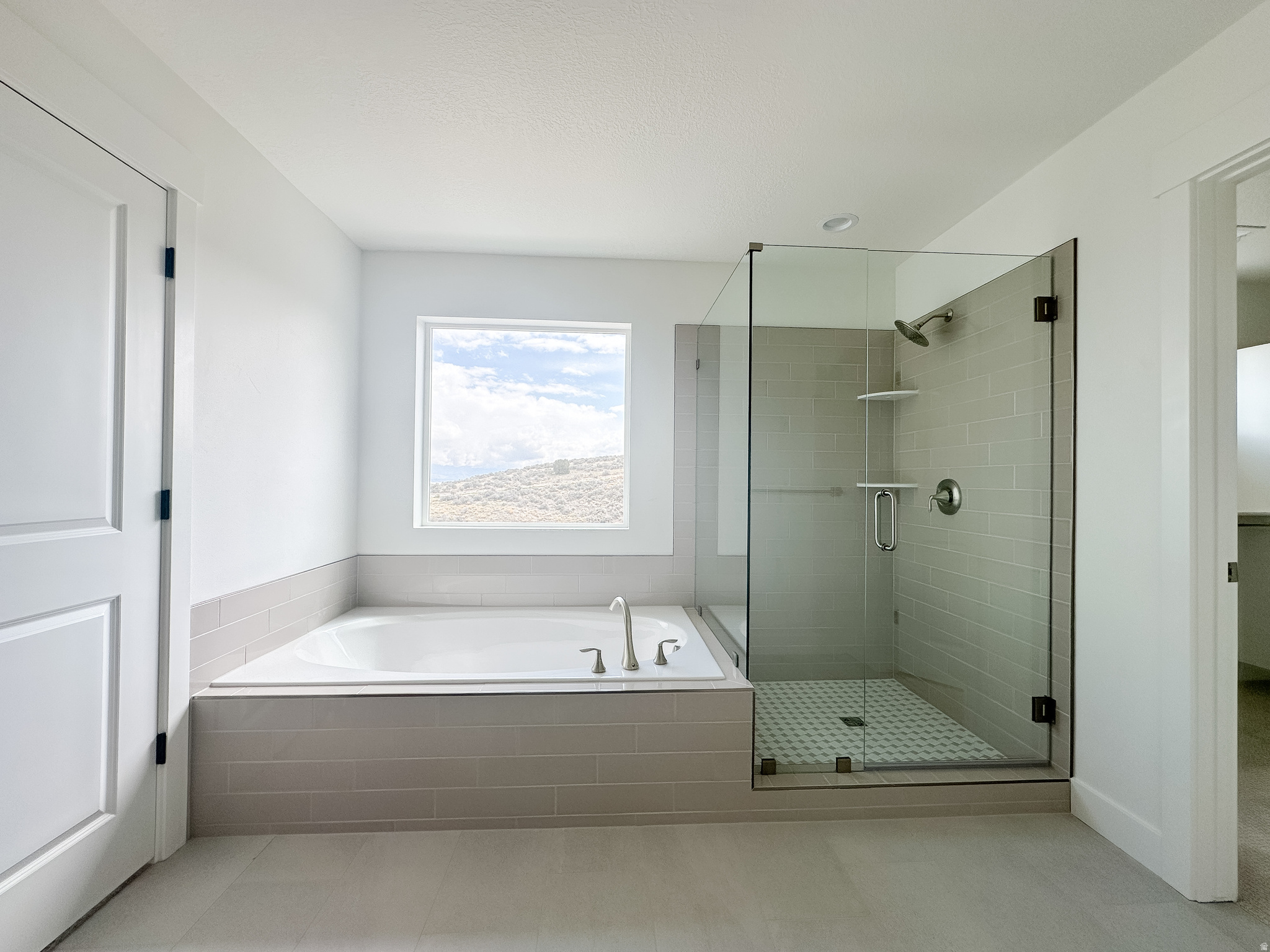 SARATOGA HILLS - Residential