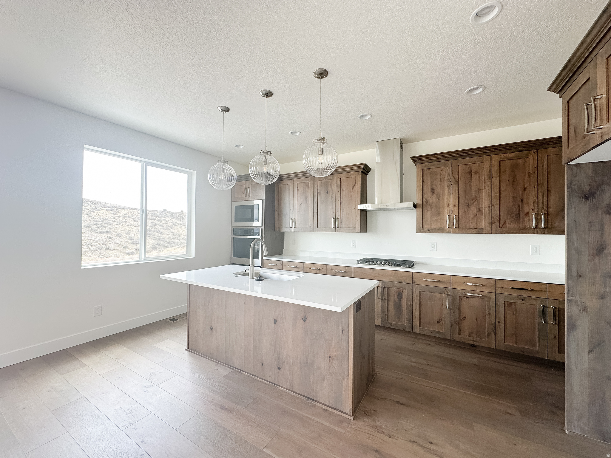 SARATOGA HILLS - Residential