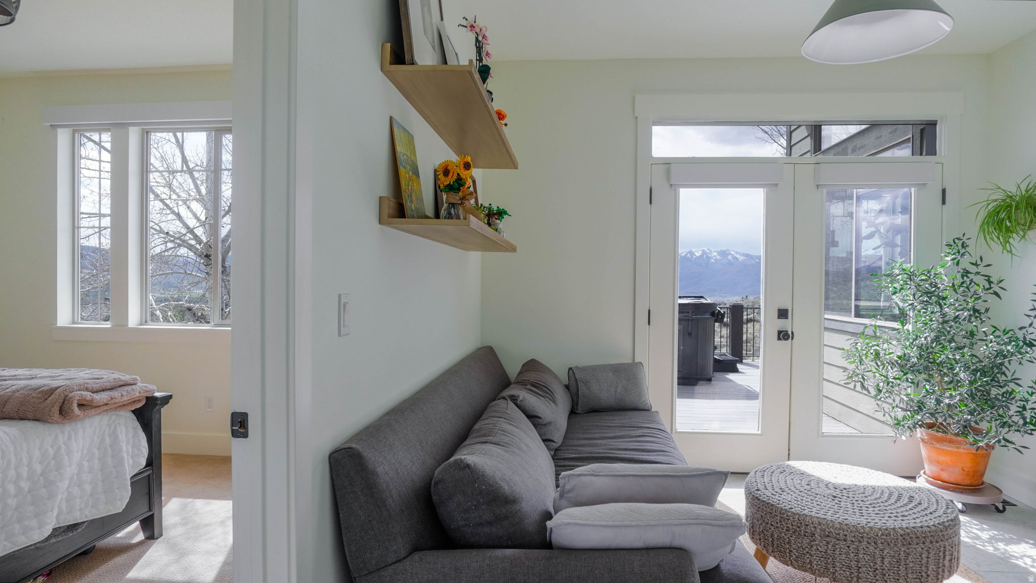 GREENERHILLS - Residential