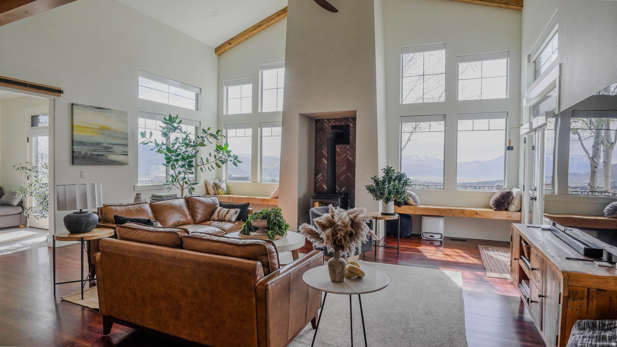 GREENERHILLS - Residential