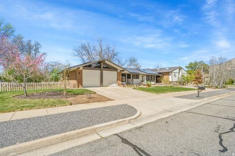 Tiny photo for 796 NANCY DR, South Ogden, UT 84403 (MLS # 2126067)