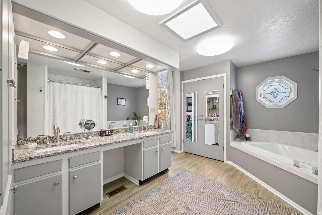 SOUTH HEIGHTS - Residential