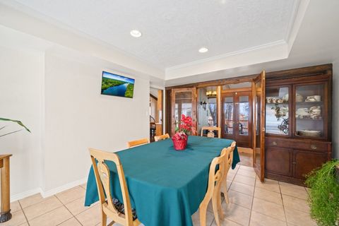 Tiny photo for 796 NANCY DR, South Ogden, UT 84403 (MLS # 2126067)