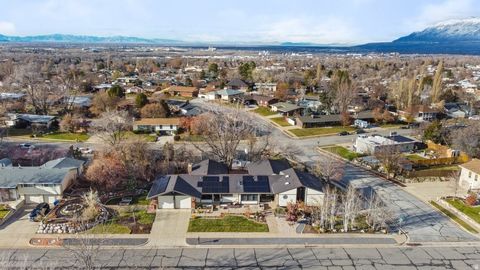 Tiny photo for 796 NANCY DR, South Ogden, UT 84403 (MLS # 2126067)