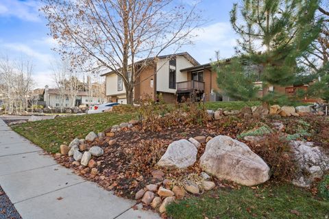 Tiny photo for 796 NANCY DR, South Ogden, UT 84403 (MLS # 2126067)