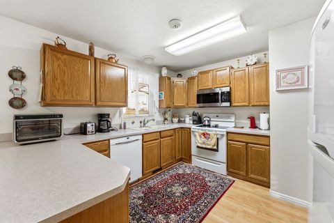 Tiny photo for 1246 E 3090 N, North Ogden, UT 84414 (MLS # 2140323)