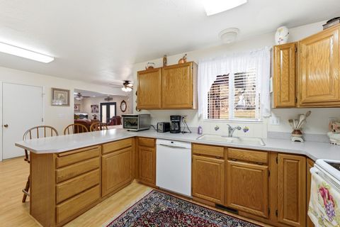 Tiny photo for 1246 E 3090 N, North Ogden, UT 84414 (MLS # 2140323)