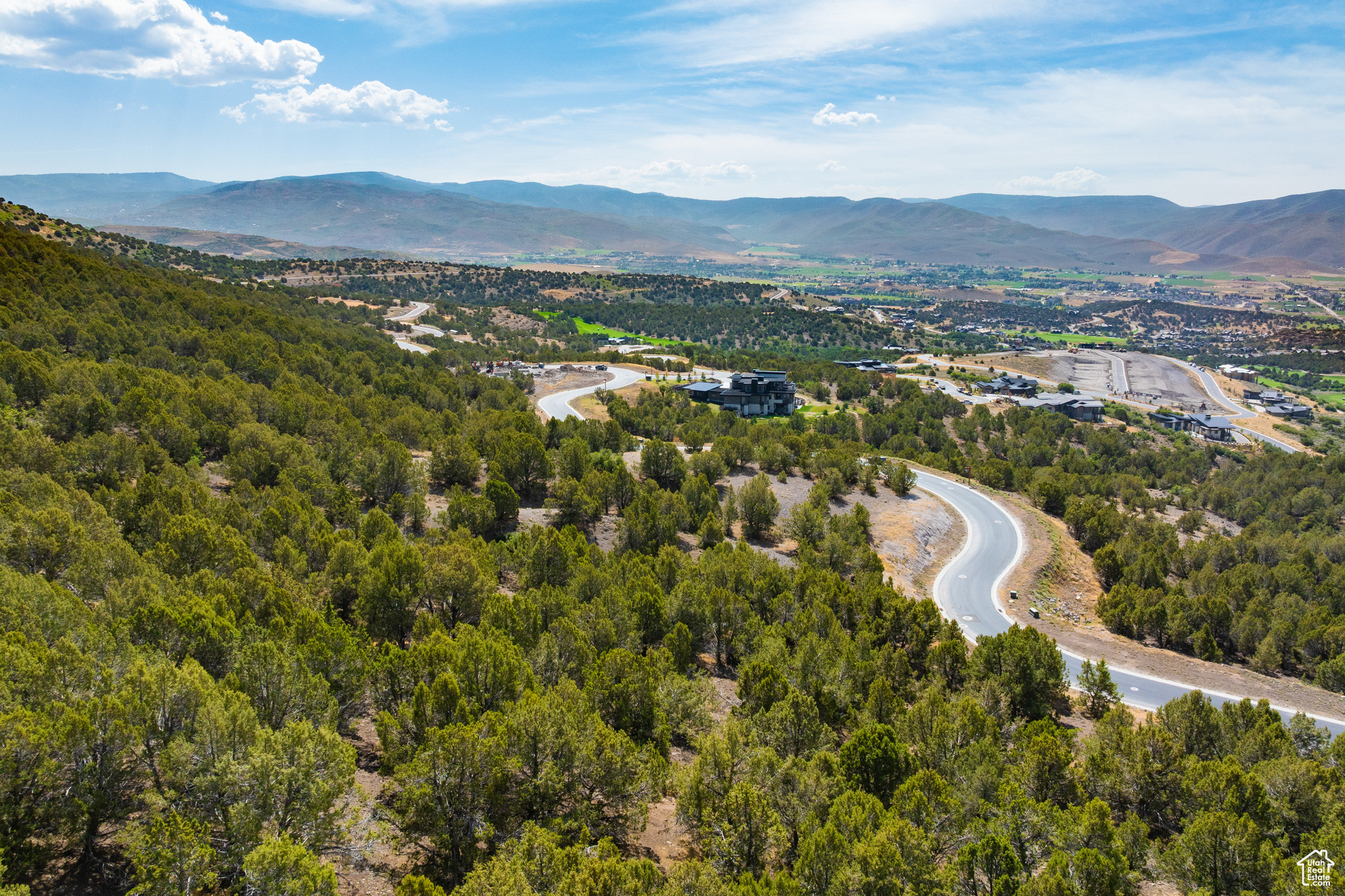 RED LEDGES - Land