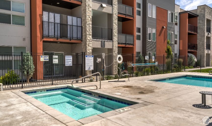 WEST SQUARE - Residential