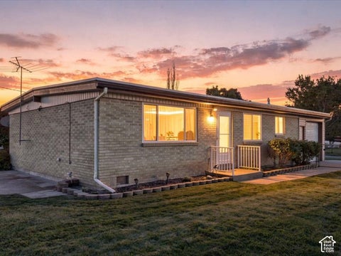 Photo of 677 W 2400 N, Clinton, UT 84015 (MLS # 2192135)