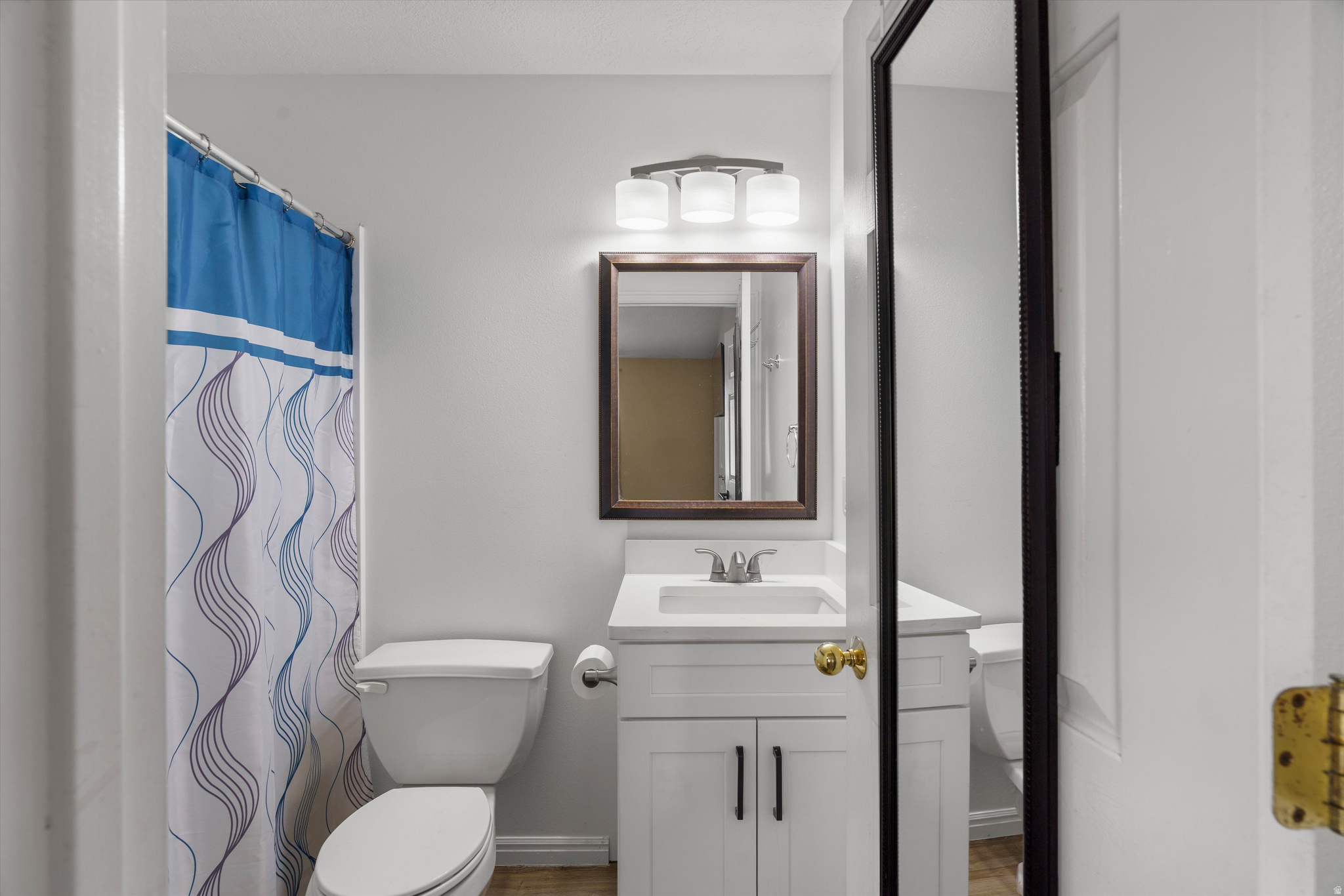 ABBIE COURT - Residential