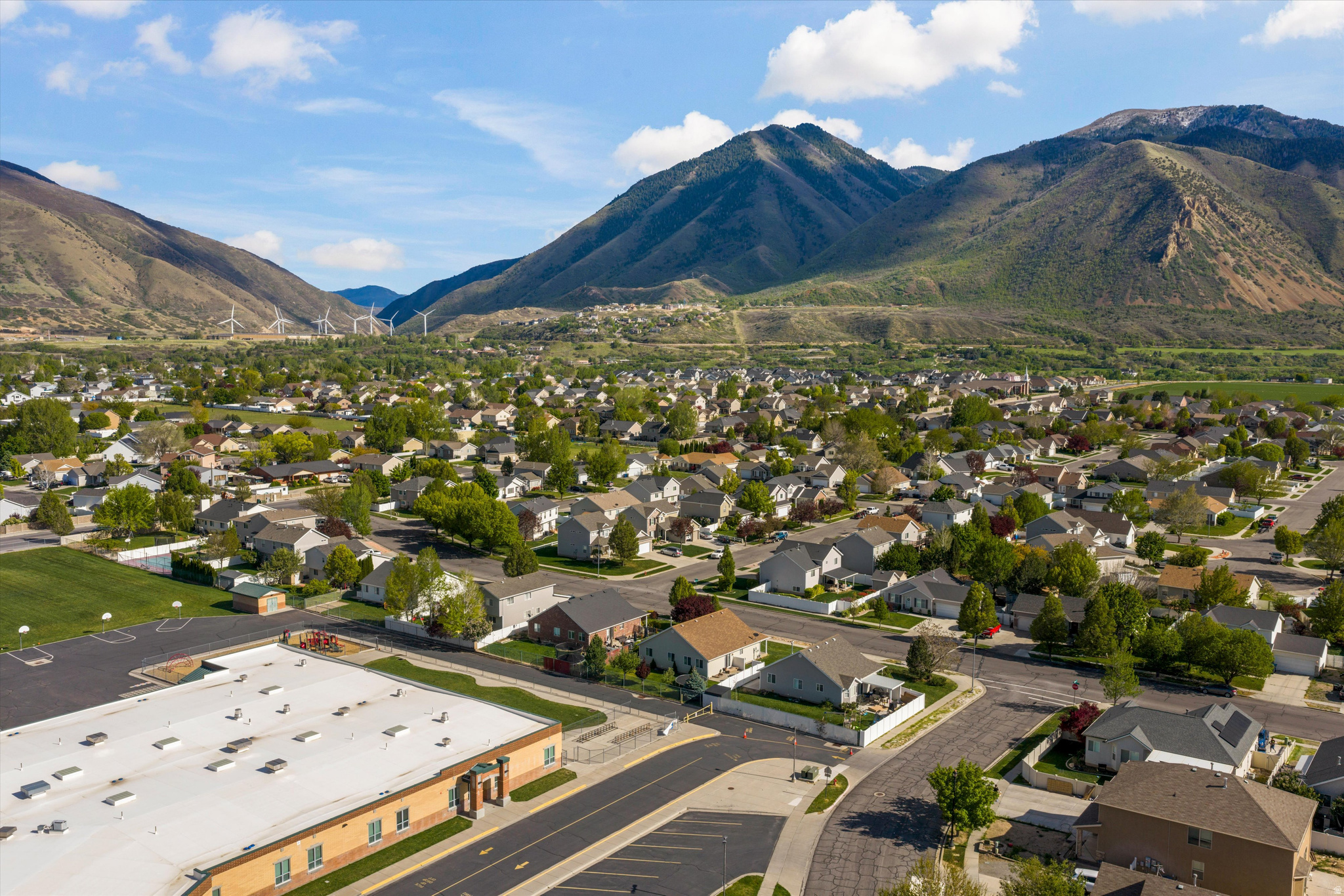 ABBIE COURT - Residential