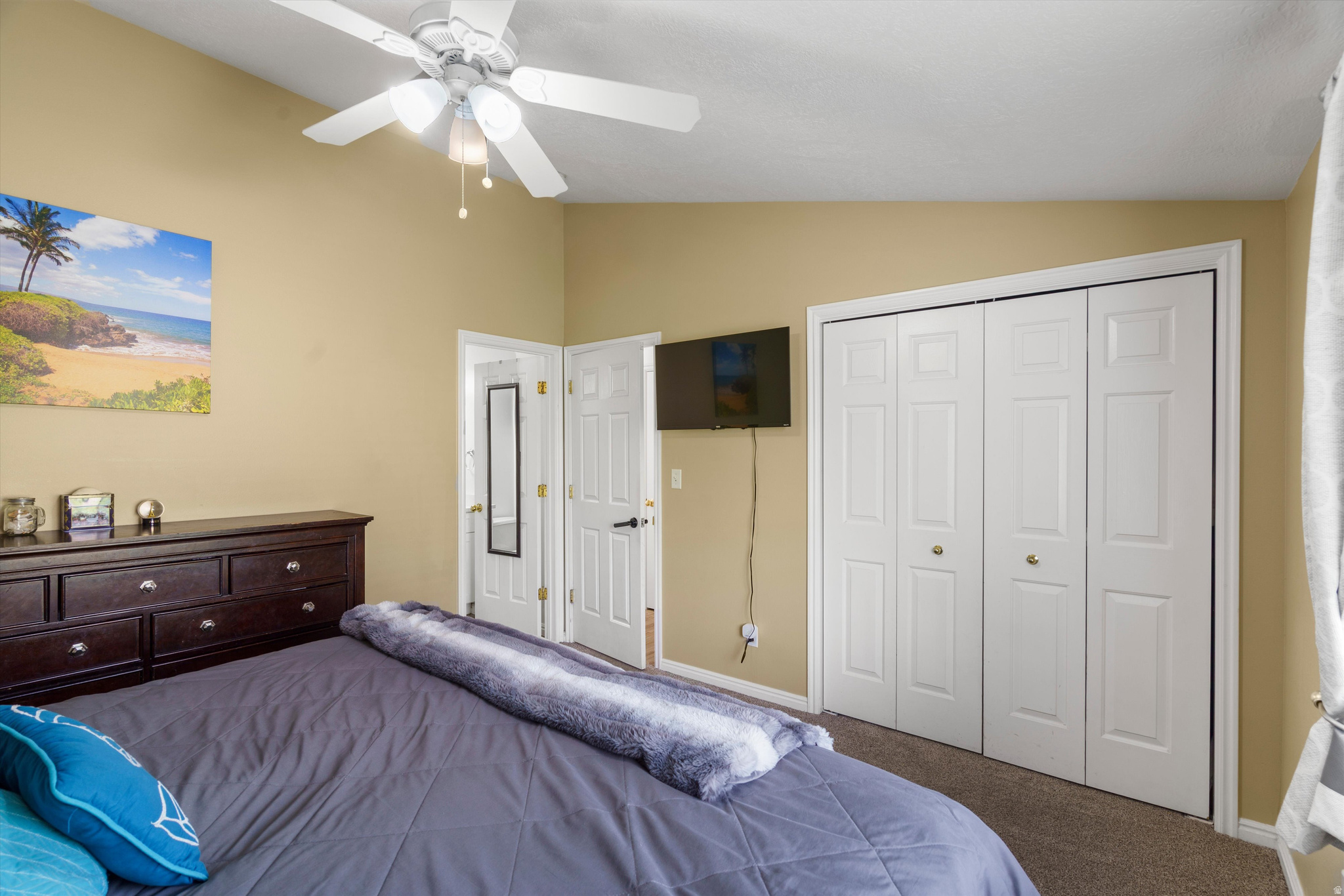 ABBIE COURT - Residential