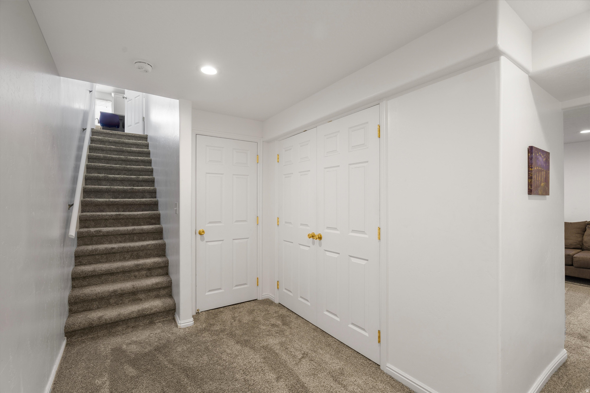 ABBIE COURT - Residential