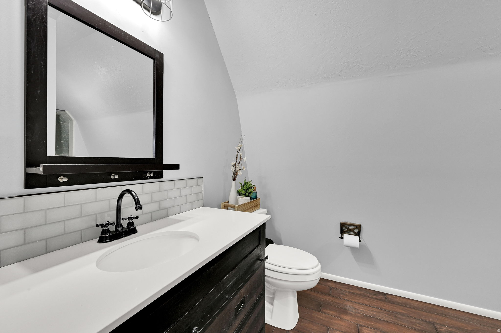 FOREST HILLS - Residential