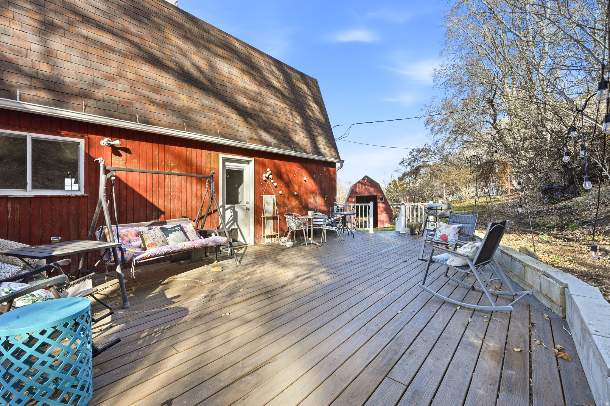 FOREST HILLS - Residential