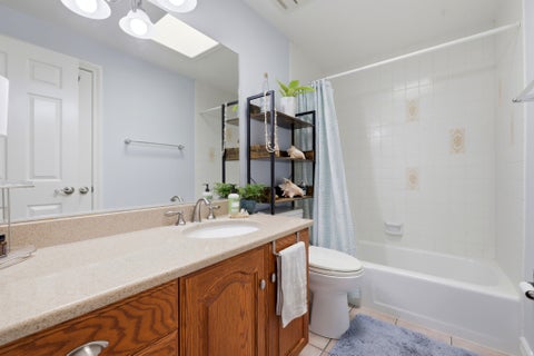 Tiny photo for 632 E 3550 S, Bountiful, UT 84010 (MLS # 2172191)