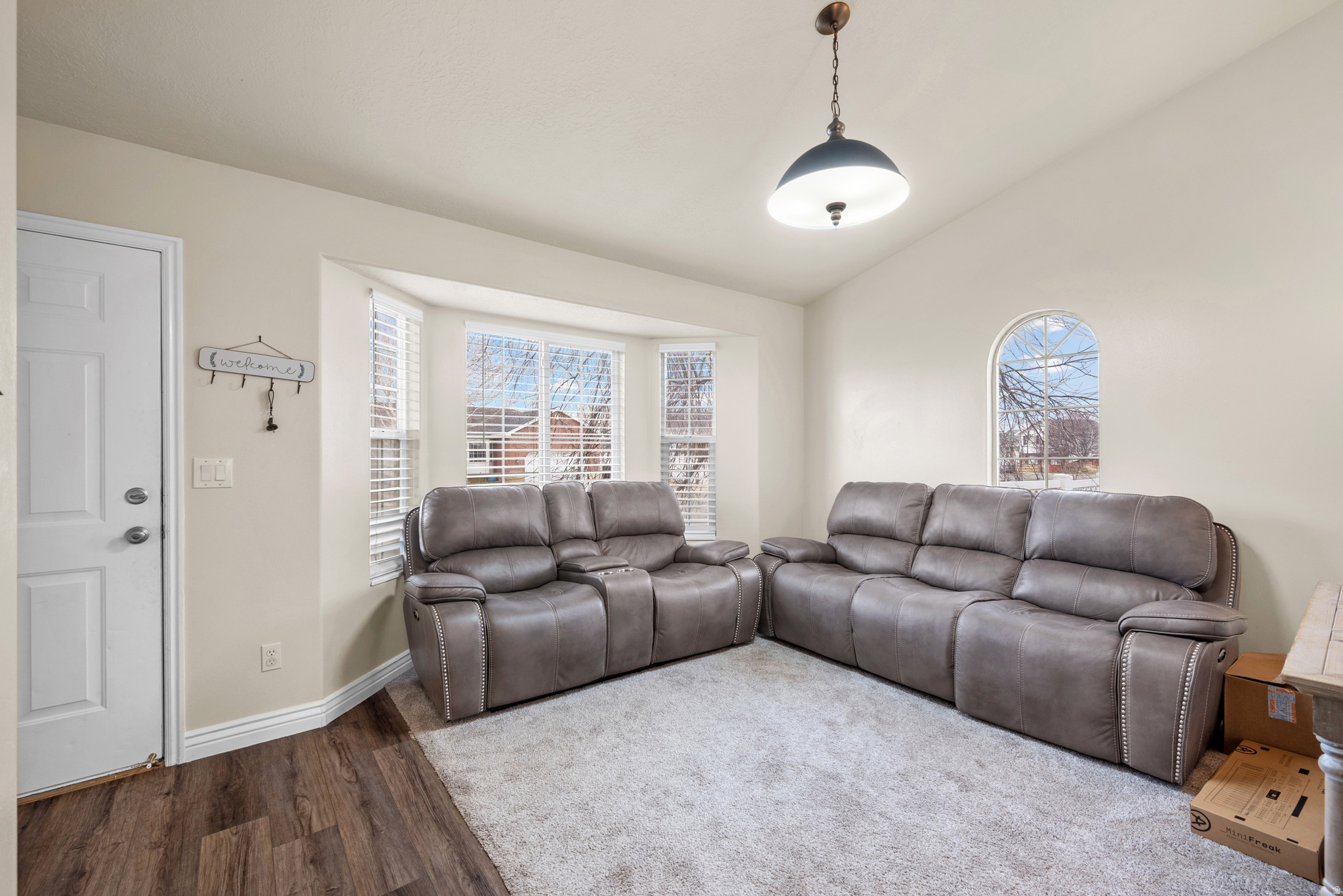 RED PINE ESTATES - Residential