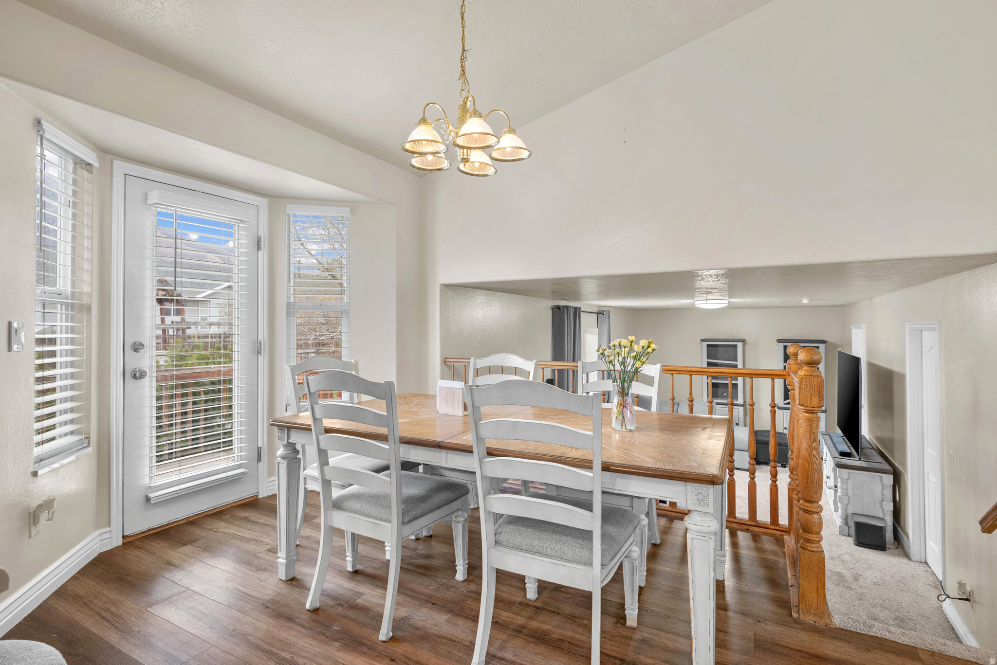 RED PINE ESTATES - Residential