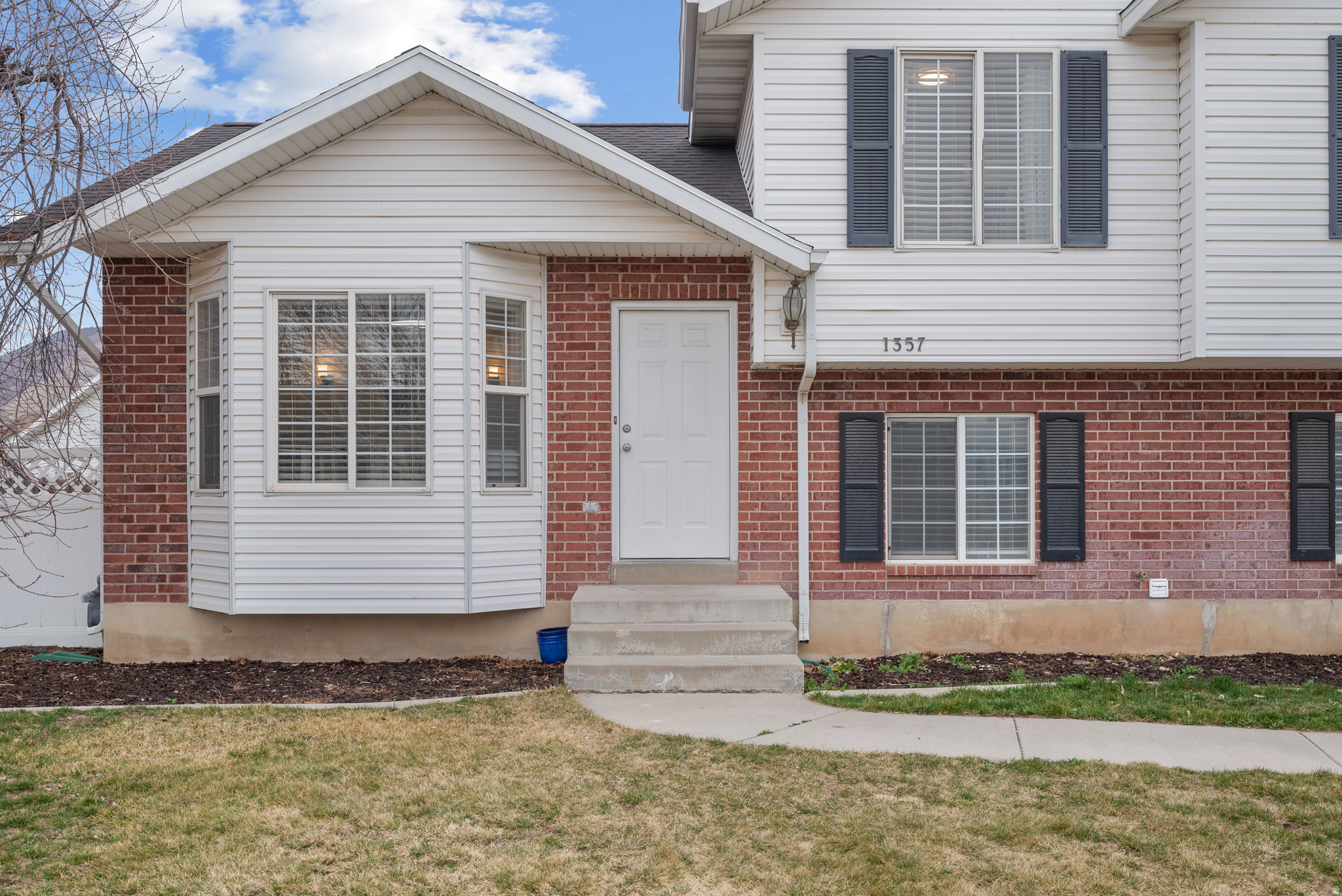 RED PINE ESTATES - Residential