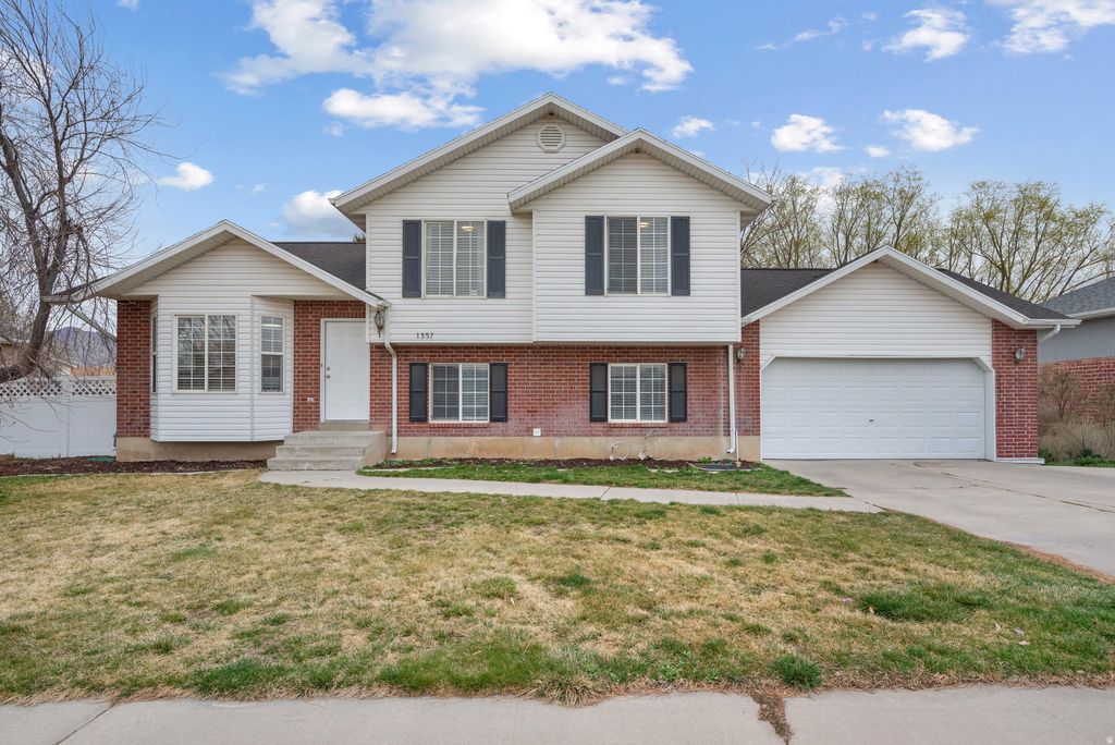 Photo of 1357 S 2950 E, Spanish Fork, UT 84660 (MLS # 2147066)