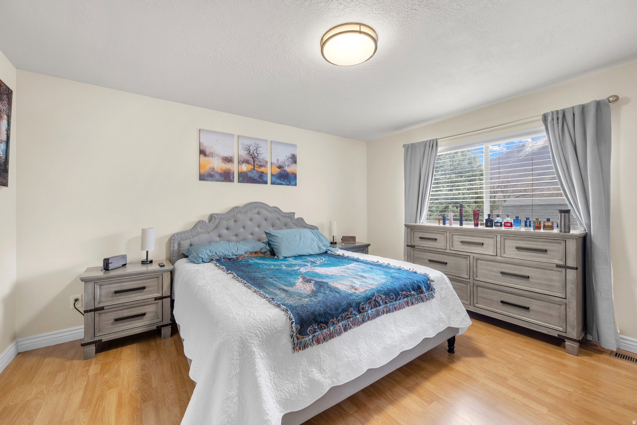 RED PINE ESTATES - Residential