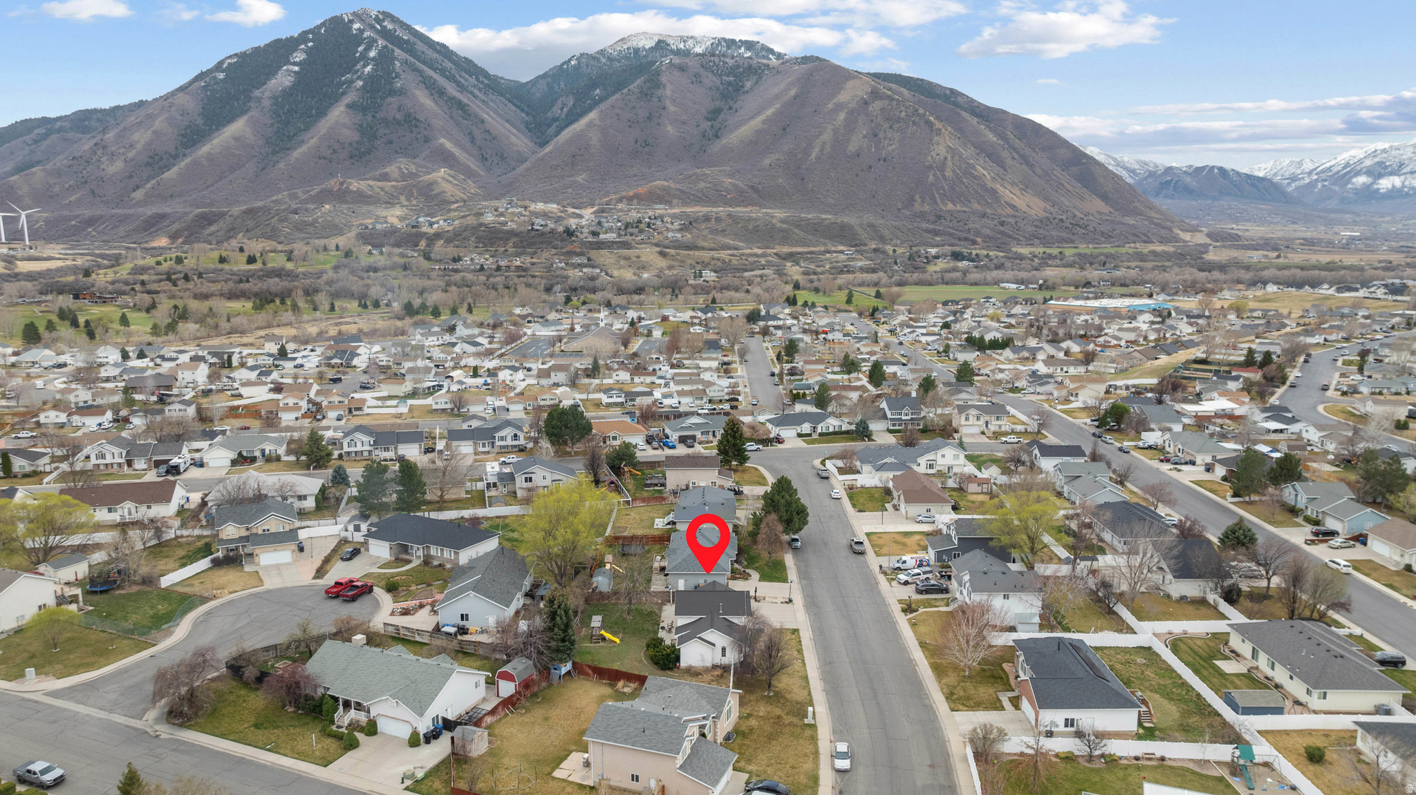 RED PINE ESTATES - Residential