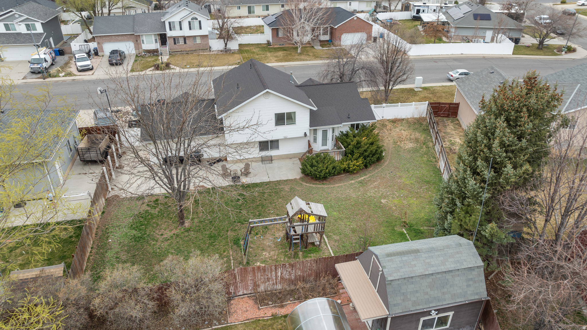 RED PINE ESTATES - Residential