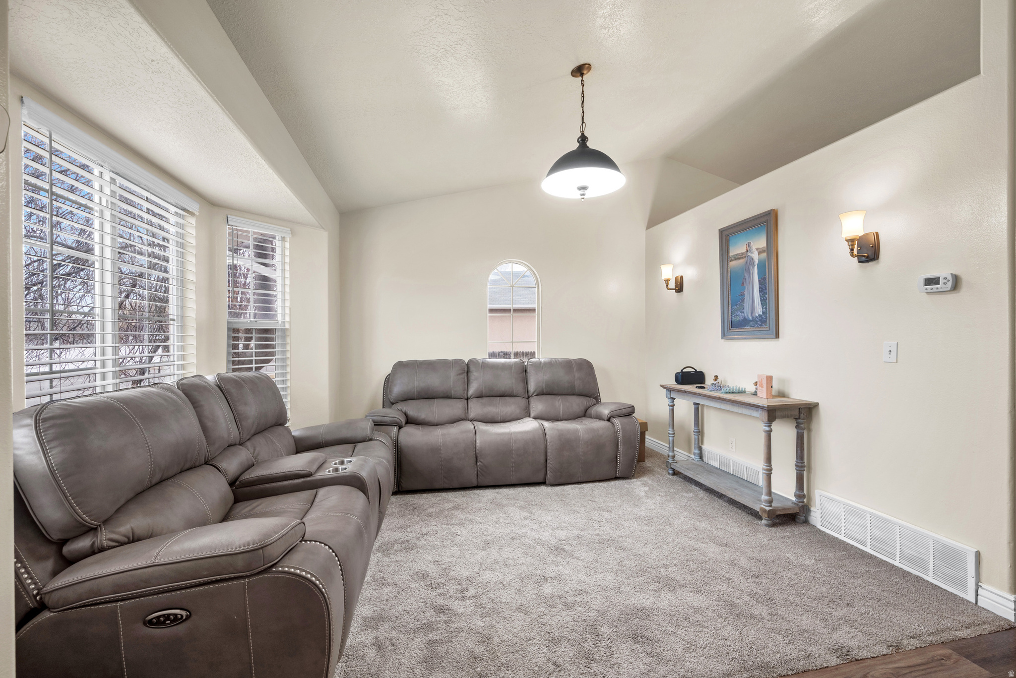 RED PINE ESTATES - Residential