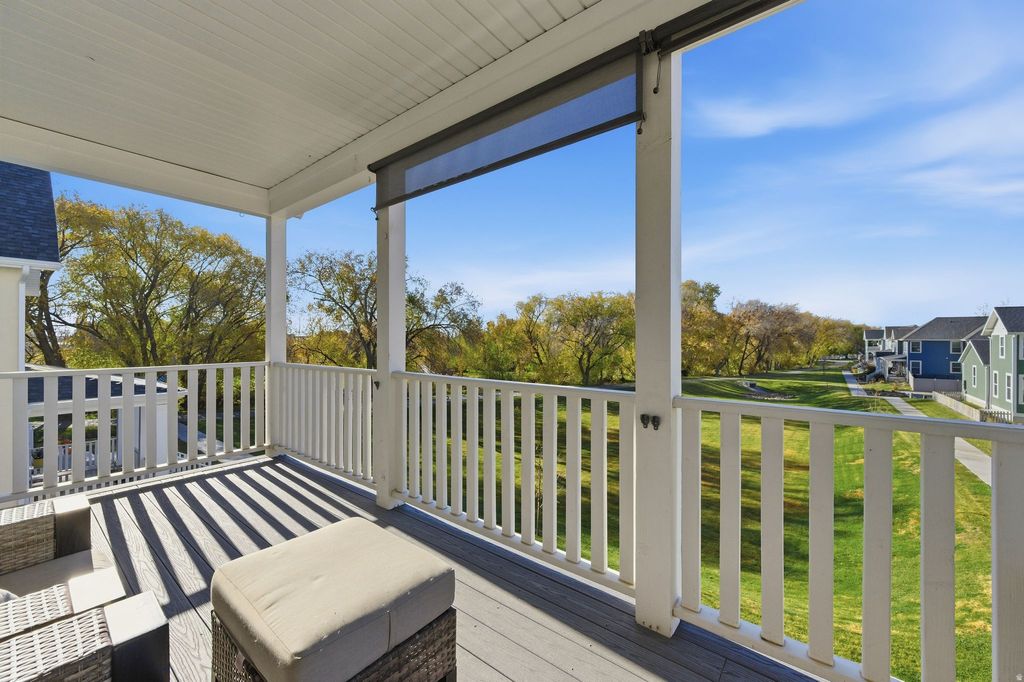 Photo of 1038 S OLD TOWNE RD, Layton, UT 84041 (MLS # 2122588)