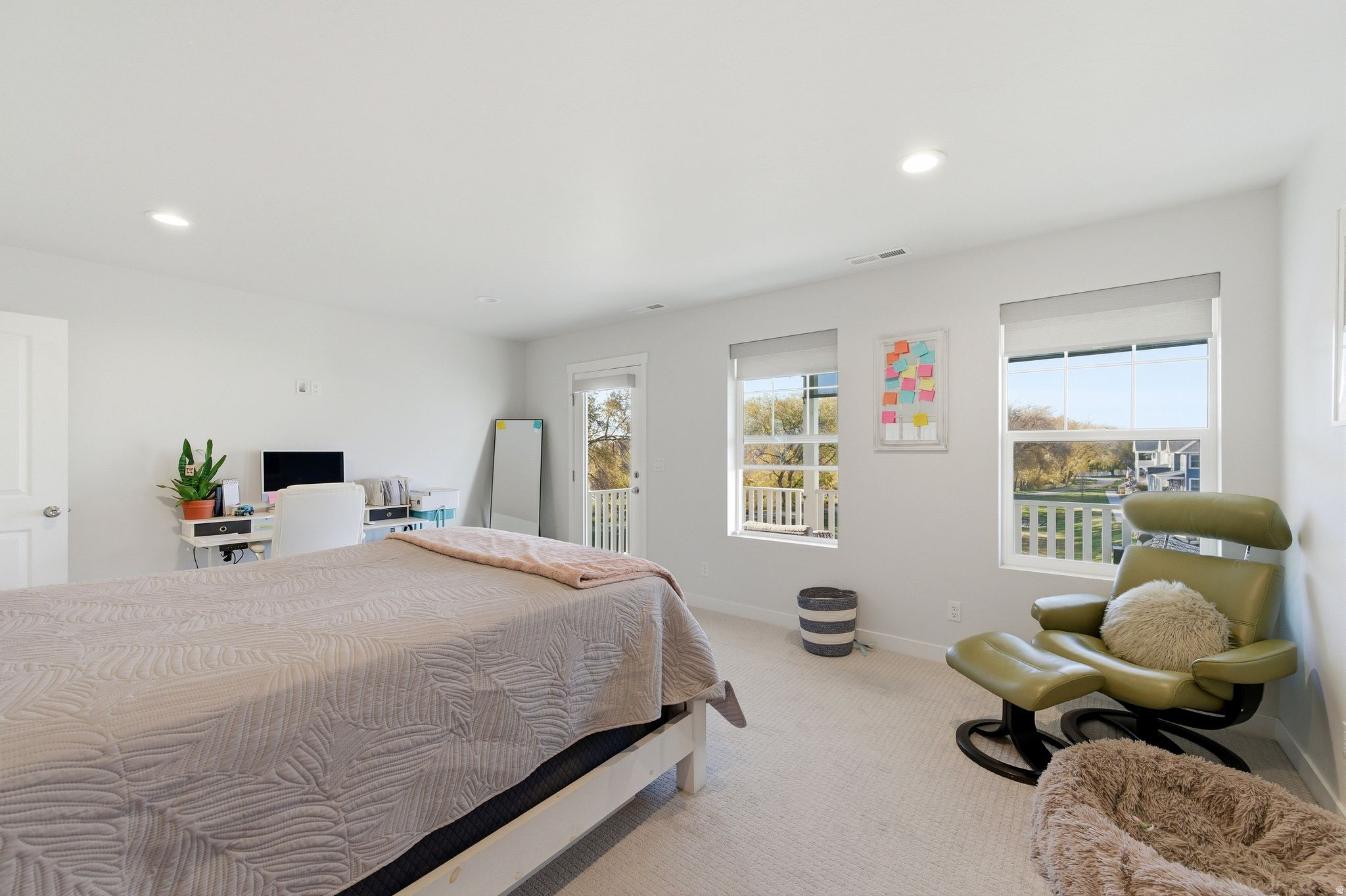 HILL FARMS - Residential