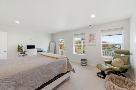 Tiny photo for 1038 S OLD TOWNE RD, Layton, UT 84041 (MLS # 2122588)