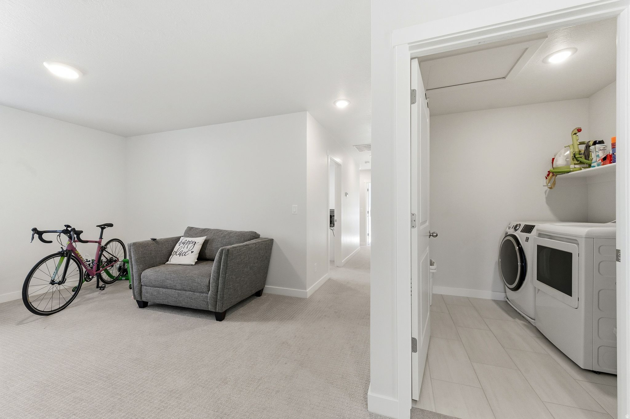 HILL FARMS - Residential