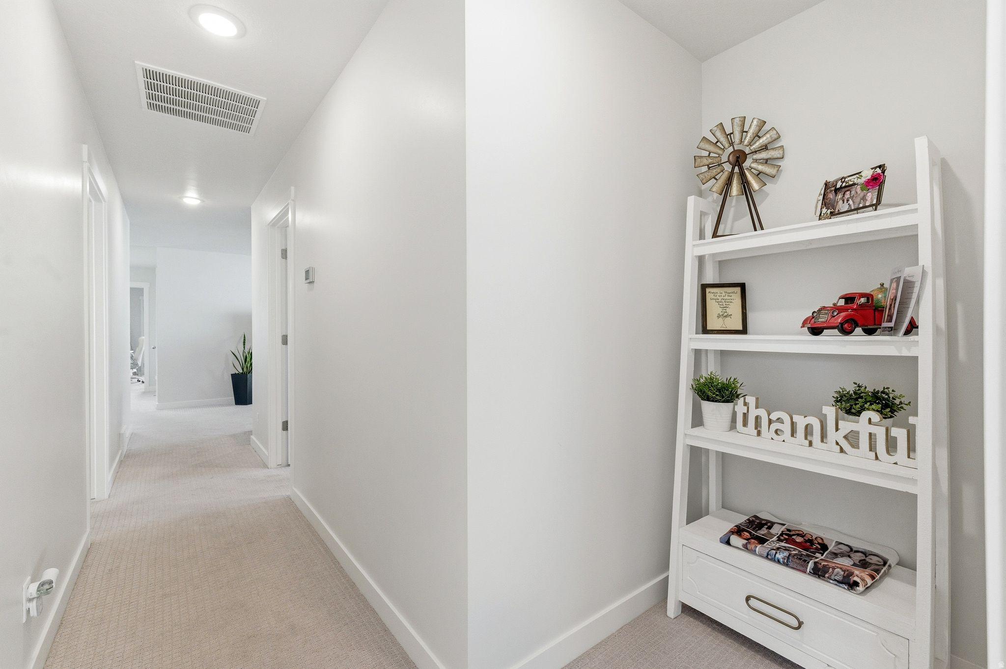 HILL FARMS - Residential