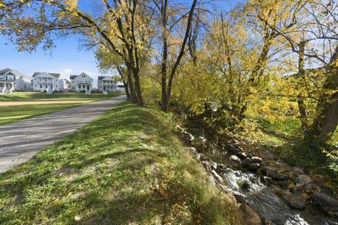 Tiny photo for 1038 S OLD TOWNE RD, Layton, UT 84041 (MLS # 2122588)