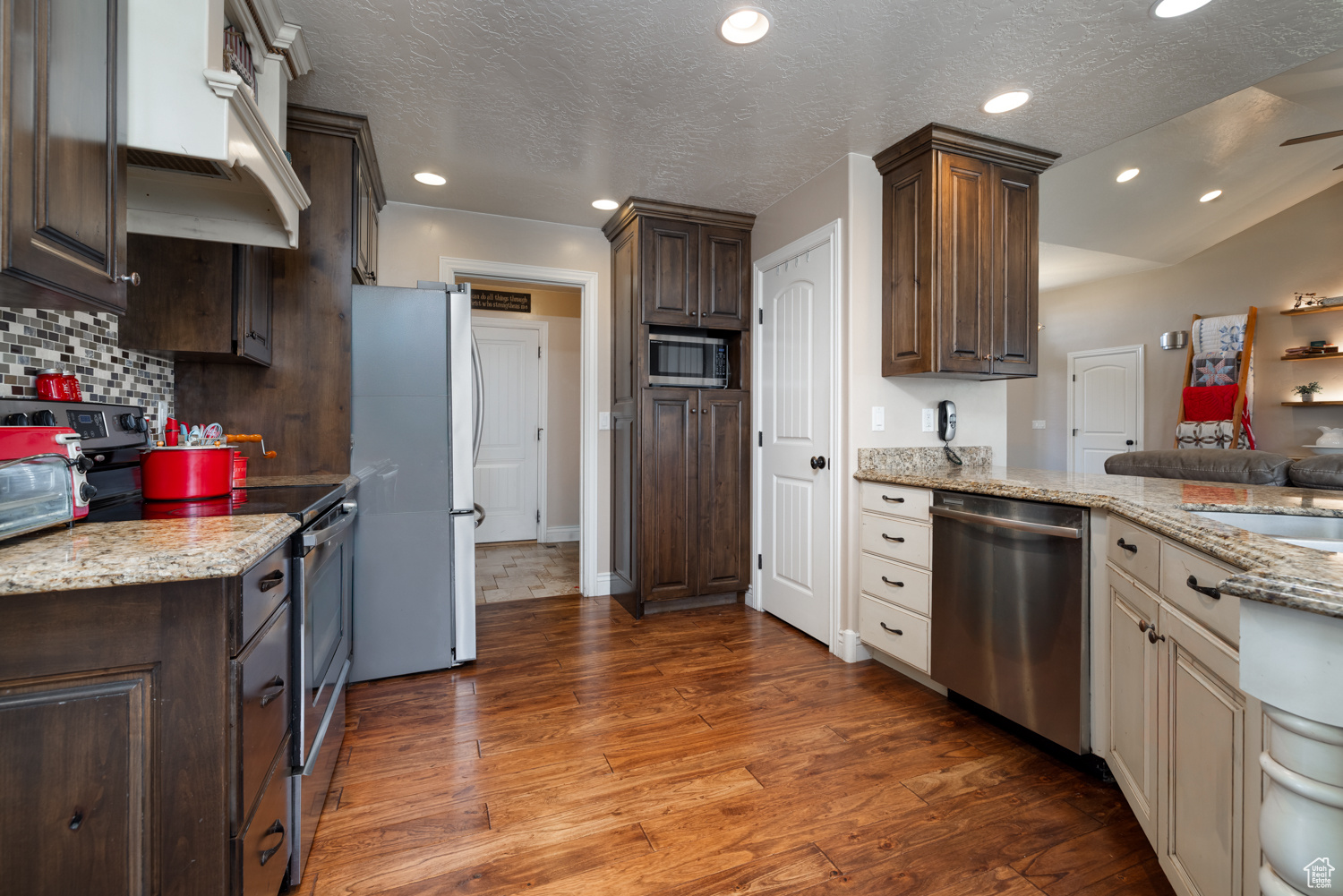PARK RIDGE - Residential