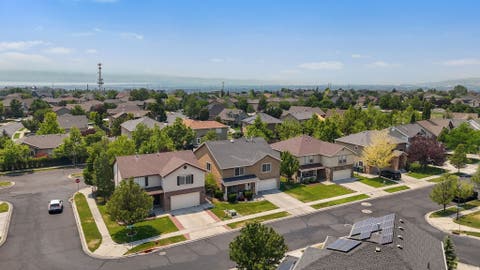 Tiny photo for 3993 W KAPALUA, Cedar Hills, UT 84062 (MLS # 2167669)