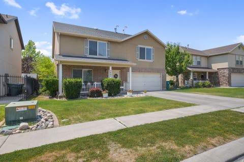 Tiny photo for 3993 W KAPALUA, Cedar Hills, UT 84062 (MLS # 2167669)