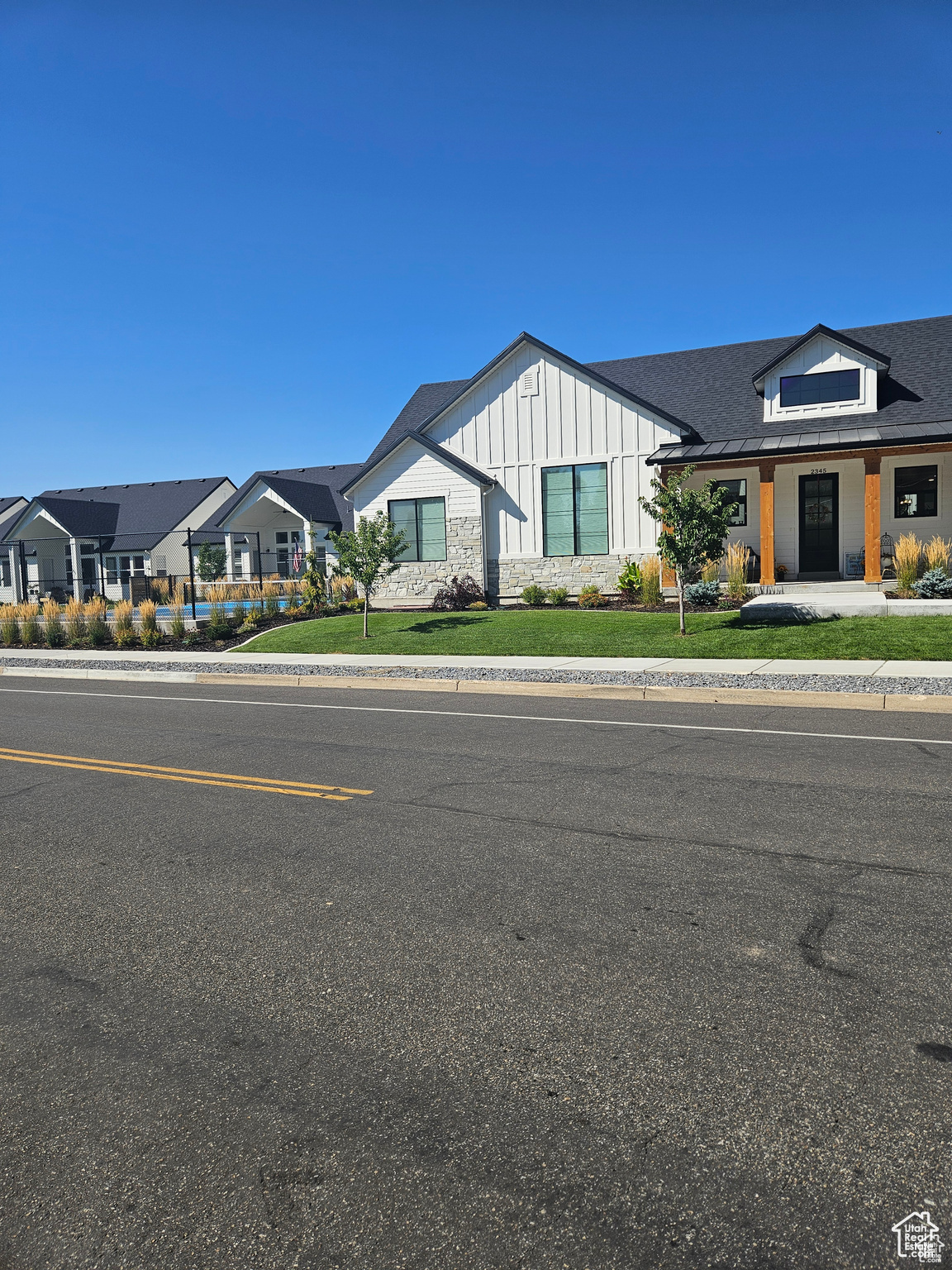2345 E Cherry Ln, Layton, Utah image 1