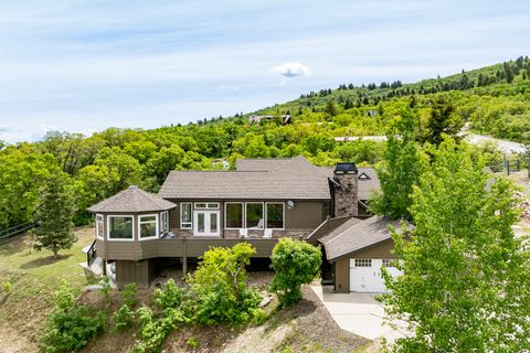 Tiny photo for 2008 N 3850 E, Eden, UT 84310 (MLS # 2120590)